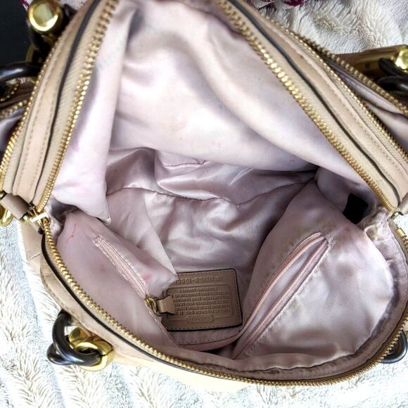 COACH "Kristin" Beige Snake Print Detail Clip Lock Detachable Strap Shoulder Bag - Picture 10 of 16